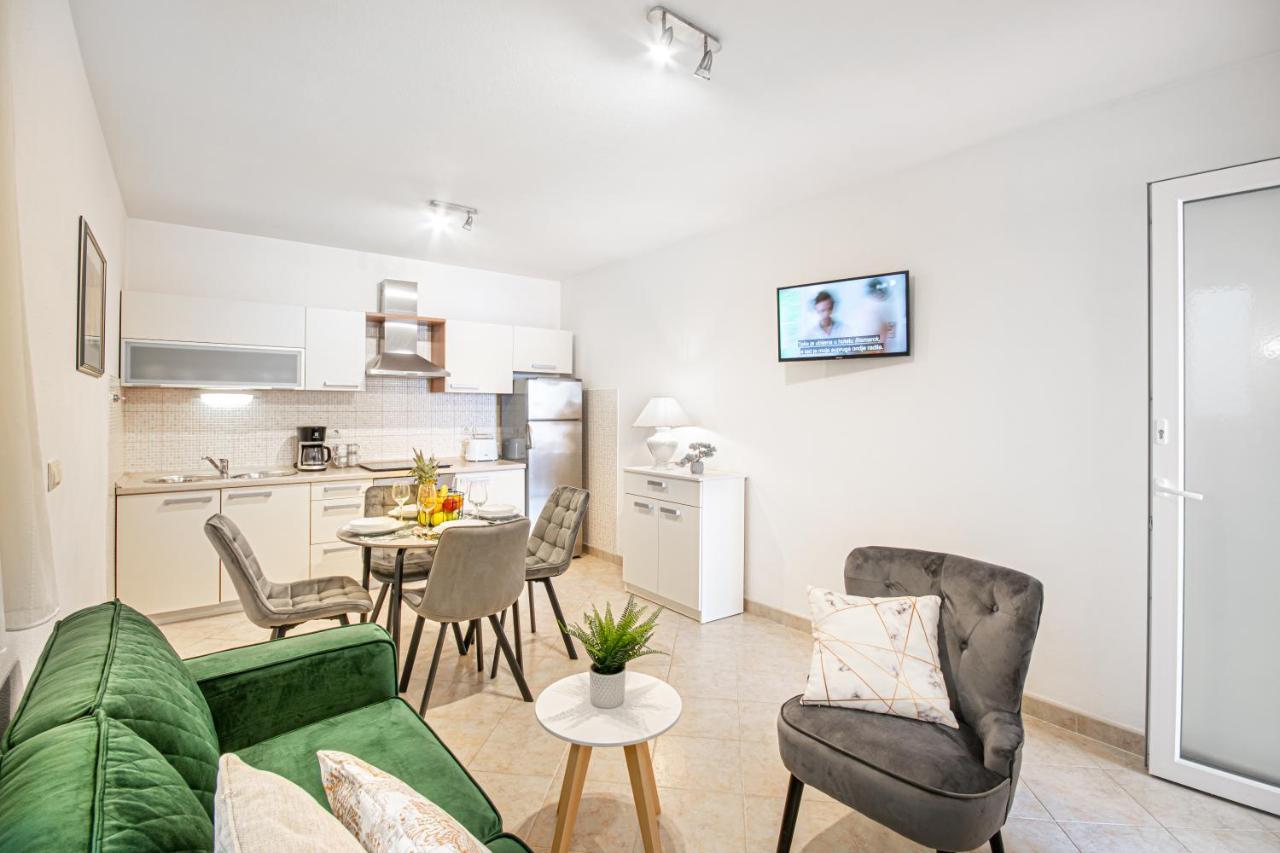 Apartments Klement ברלה מראה חיצוני תמונה