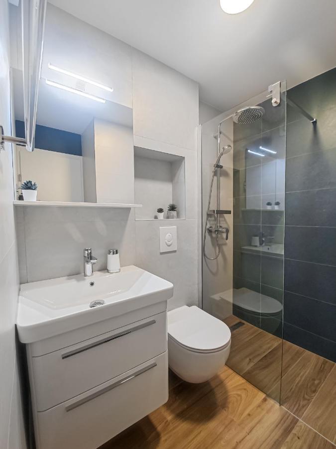 Apartments Klement ברלה מראה חיצוני תמונה